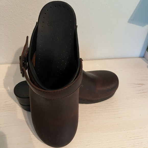 dansko ingrid clogs